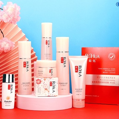 市場(chǎng)監(jiān)管局提醒您科學(xué)選擇化妝品