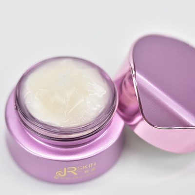 化妝品行業(yè)的投資機(jī)會(huì)